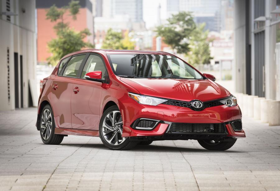 Toyota Corolla iM 2016 года  (NA) (фото 14 из 30)